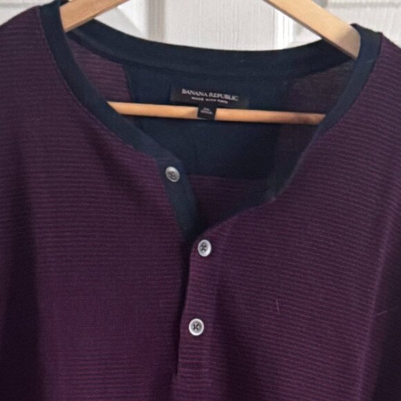 Banana Republic Deep Red / Deep Blue Mini-Striped Waffle-Knit Pima Henley, XL - Picture 1 of 4